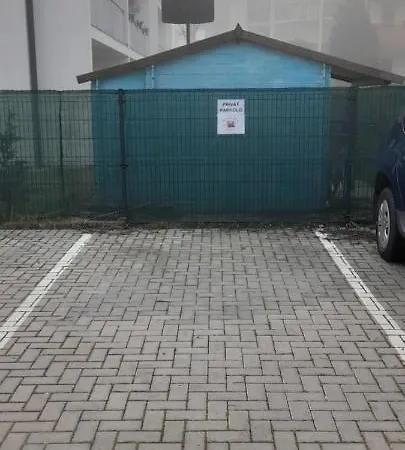 Tavirozsa Csaladi Apartman Appartamento *